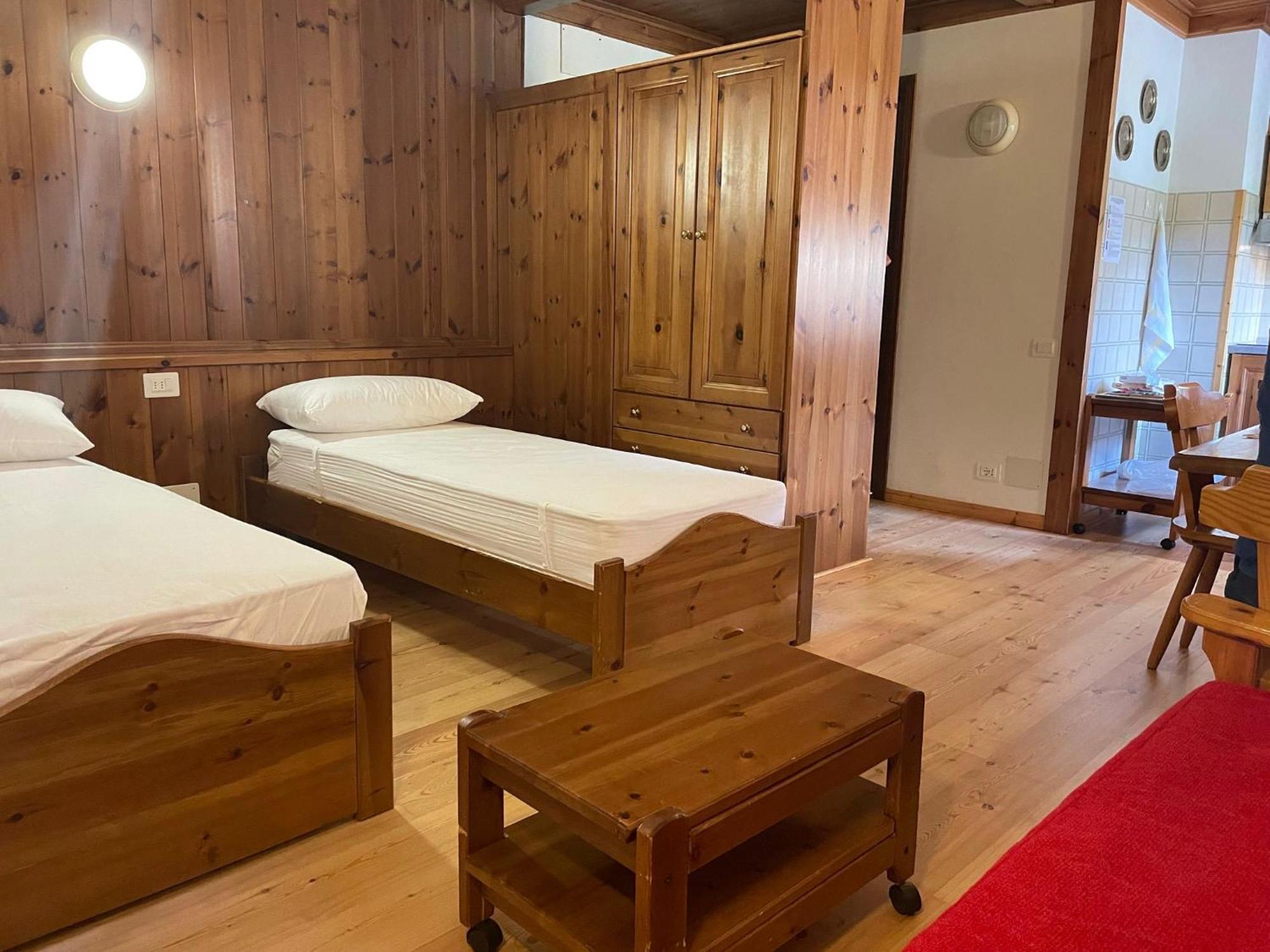 Chalet Scoiattolo Residence Sussy ファルカーデ エクステリア 写真